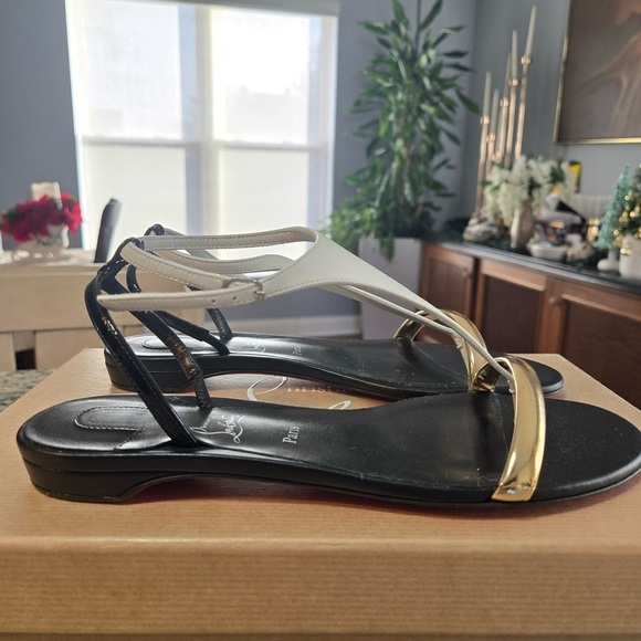 NEW Christian Louboutin Athinita Flat Sandal Size 37.5 - Picture 9 of 12